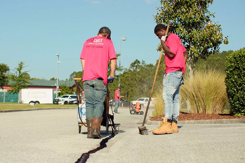 Asphalt Crack Sealing Near Me