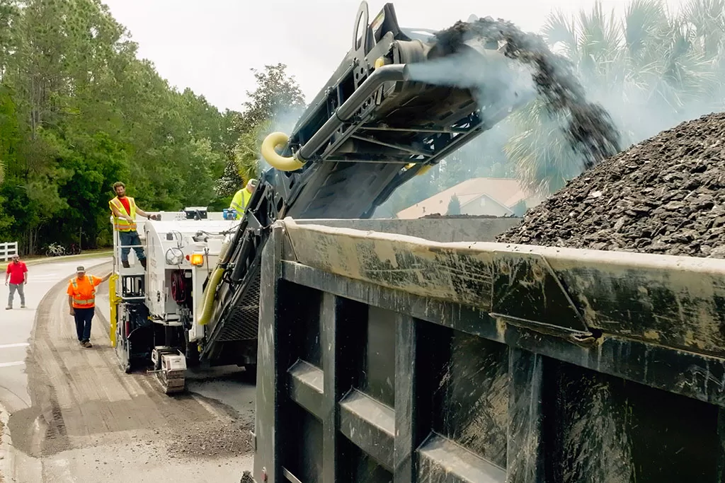 Asphalt Milling And Recylcling For Commercial Lots