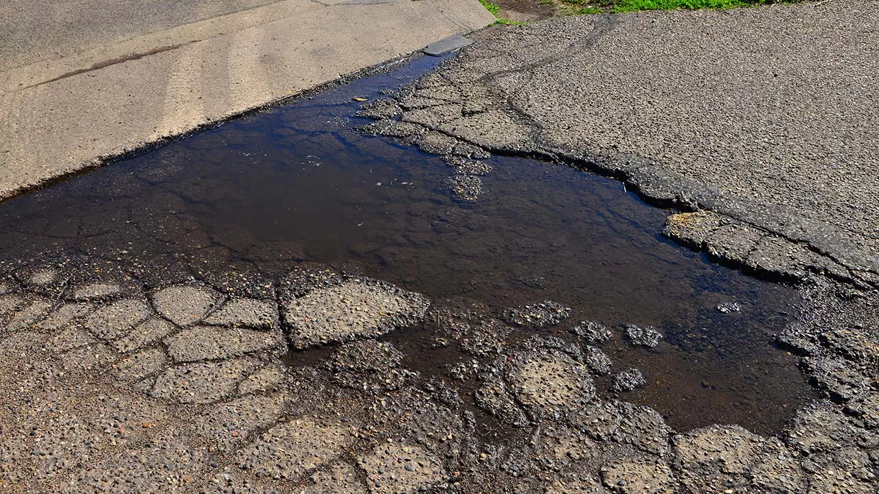 Parking Lot Pothole Repair Contractor Near Me